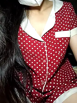 derylove  online show from 04-12-26, 03:15