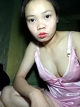 Snapshot of derylove_ chatting on 02-15-26, 04:17 derylove online show from 02-15-26, 04:17