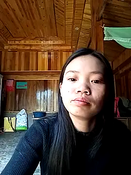 Snapshot of derylove_ chatting on 02-27-26, 04:23 derylove online show from 02-27-26, 04:23