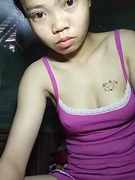 Snapshot of derylove_ chatting on 05-18-26, 07:57 derylove online show from 05-18-26, 07:57