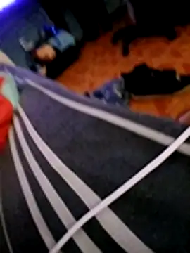 Snapshot of Luzz12 chatting on 03-29-26, 12:45 Luzz12 online show from 03-29-26, 12:45