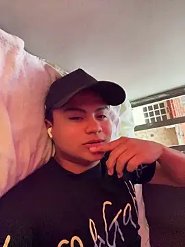 Snapshot of andresmahecha777 chatting on 03-14-26, 11:11 andresmahecha777 online show from 03-14-26, 11:11