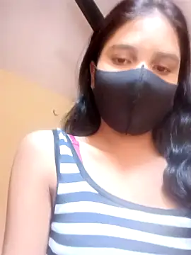 Mahira-- online show from 06-17-26, 04:56
