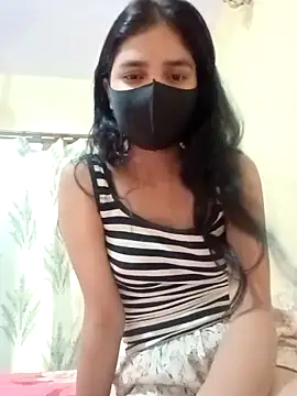 Mahira-- online show from 06-15-26, 05:07