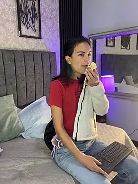 bliinkii and luka  online show from 03-31-26, 01:24