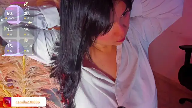 Snapshot of _camilaa chatting on 02-20-26, 08:33 camilaa online show from 02-20-26, 08:33