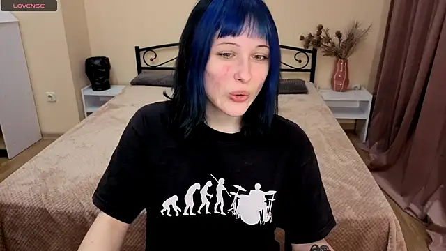 Sunny Girl X online show from 04-12-26, 06:44