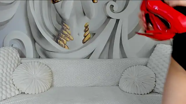 JessicaLee25 online show from 04-17-26, 09:06