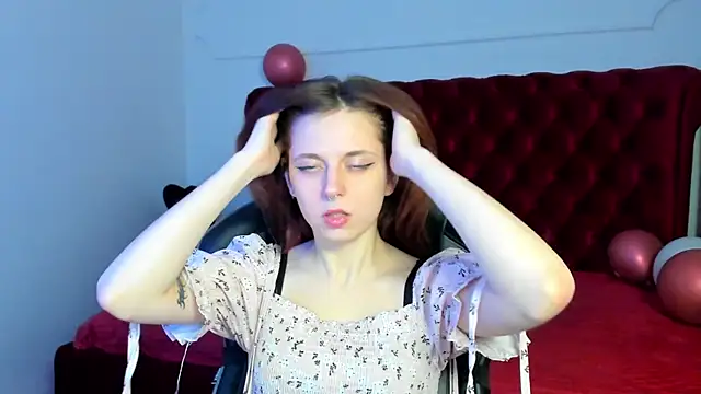 Snapshot of FreyaVey chatting on 02-25-26, 06:13 FreyaVey online show from 02-25-26, 06:13