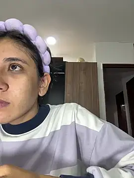 Snapshot of Violet_rousse7 chatting on 02-18-26, 01:03 Violet rousse7 online show from 02-18-26, 01:03