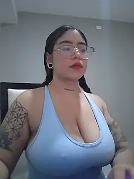 Helll girll online show from 02-15-26, 03:51