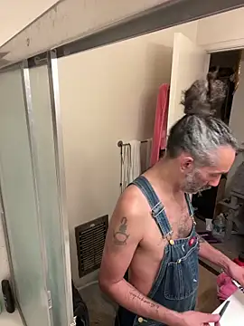 DaddyScorpio78 online show from 02-10-26, 03:38