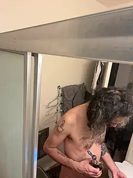 DaddyScorpio78 online show from 04-05-26, 07:04