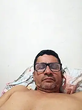 dilduarte26 online show from 02-05-26, 01:23