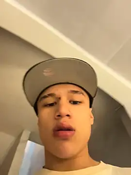 Dominik Souza online show from 07-21-26, 09:49