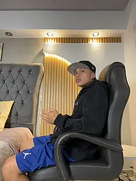 Dominik Souza online show from 07-05-26, 04:19