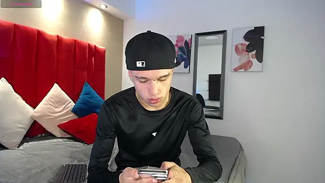 Dominik Souza online show from 03-15-26, 05:20