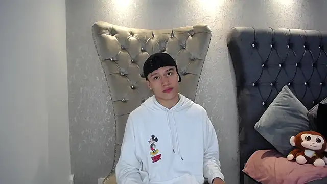 Dominik Souza online show from 03-25-26, 08:08