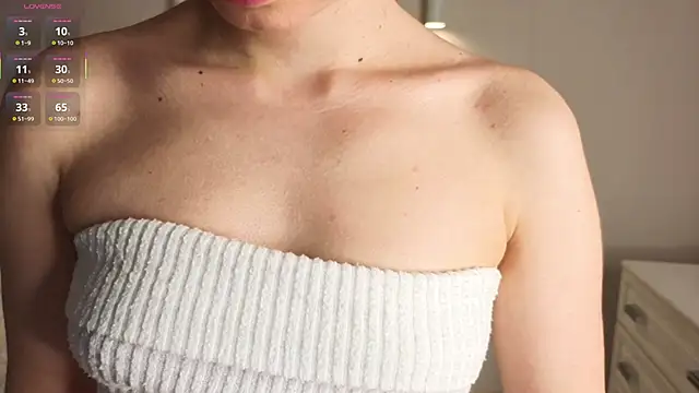 LoraLynn online show from 03-20-26, 04:52