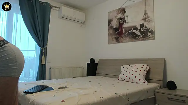 Snapshot of rickysun chatting on 02-10-26, 06:56 rickysun online show from 02-10-26, 06:56