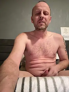 Snapshot of FrankdieSchwuchtel chatting on 01-31-26, 08:07 FrankdieSchwuchtel online show from 01-31-26, 08:07