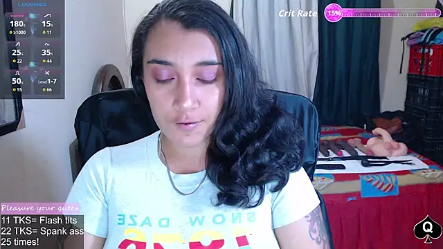 Snapshot of Robin_H00t_2 chatting on 05-16-26, 10:53 Robin H00t 2 online show from 05-16-26, 10:53
