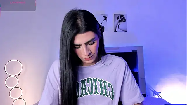 Isabella Moon9 online show from 07-17-26, 12:24