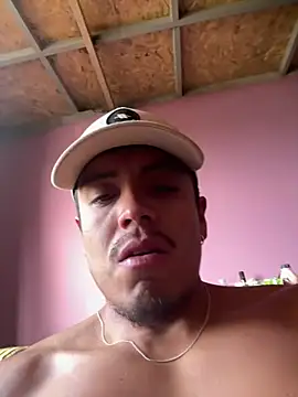 Snapshot of serranoandre chatting on 07-05-26, 08:48 serranoandre online show from 07-05-26, 08:48