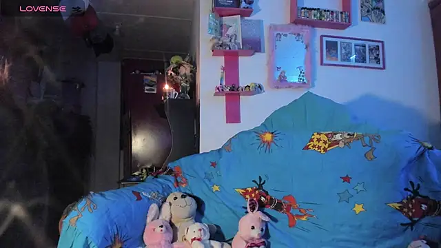 Snapshot of Rebecahart chatting on 02-12-26, 02:55 Rebecahart online show from 02-12-26, 02:55