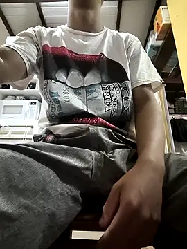 Snapshot of Gustavo52367 chatting on 02-10-26, 10:31 Gustavo52367 online show from 02-10-26, 10:31