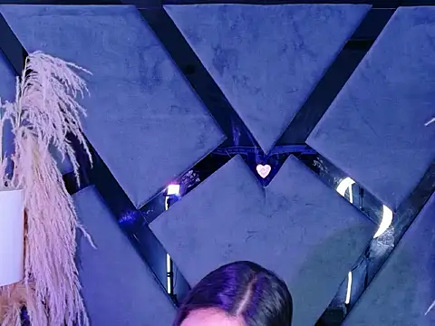 KylieWhitee online show from 02-19-26, 12:02