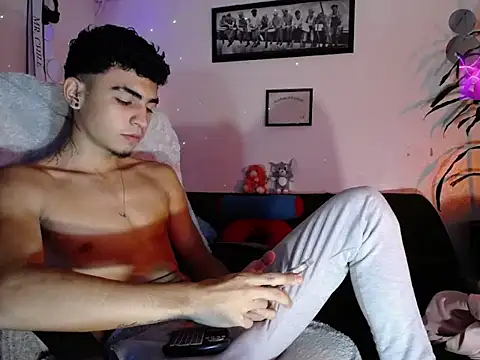 Snapshot of tiancam chatting on 04-22-26, 01:01 tiancam online show from 04-22-26, 01:01