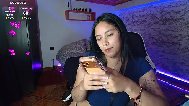 Camila IRoose online show from 07-14-26, 10:05