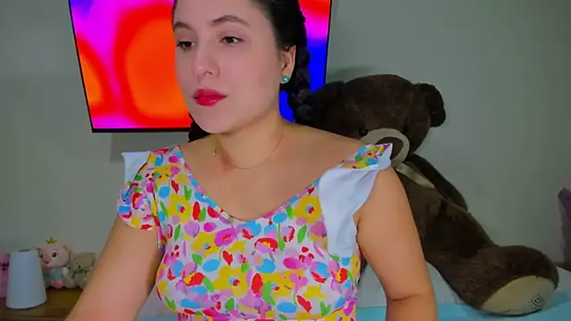 Snapshot of Alessandra_01 chatting on 06-20-26, 09:14 Alessandra 01 online show from 06-20-26, 09:14