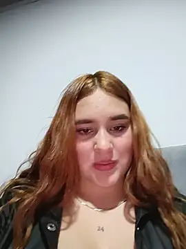 Snapshot of katty_42 chatting on 06-11-26, 12:32 katty 42 online show from 06-11-26, 12:32