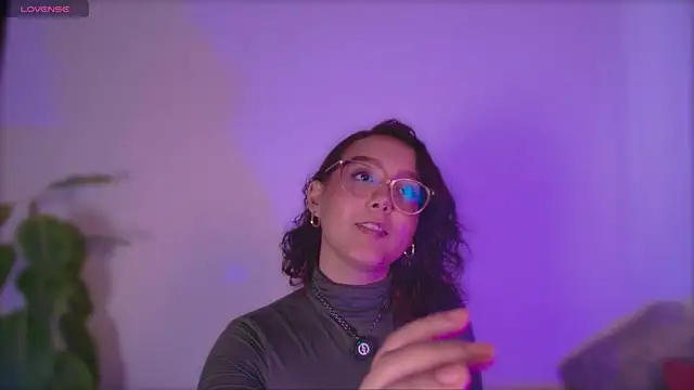 kittysophie  online show from 04-16-26, 09:39