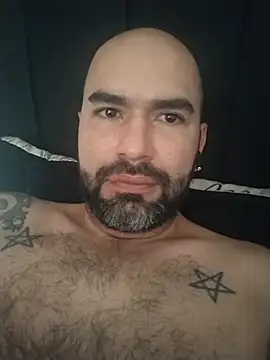 Snapshot of hairyandbigmann chatting on 07-22-26, 03:58 hairyandbigmann online show from 07-22-26, 03:58