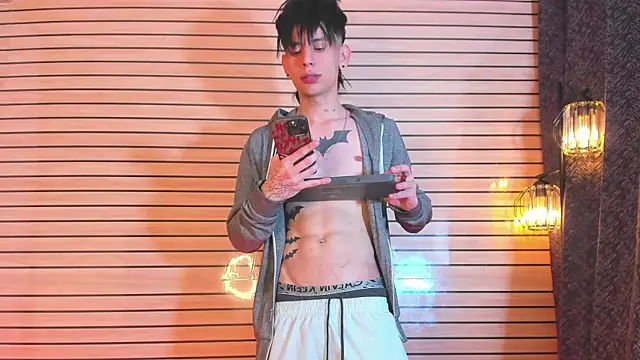 TheBatMansion online show from 04-03-26, 10:49