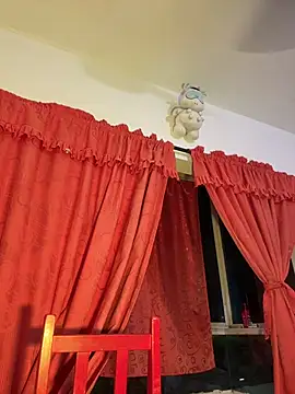 Snapshot of mariana_doll2 chatting on 02-02-26, 02:32 mariana doll2 online show from 02-02-26, 02:32