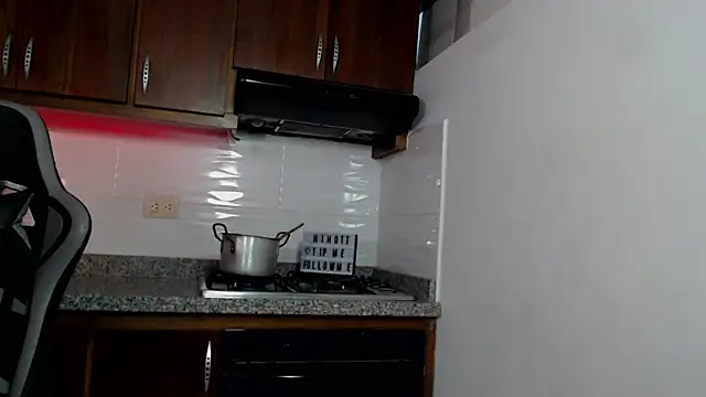 Scarlet vibe07 online show from 02-27-26, 07:14