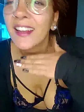Snapshot of kuramaqueen chatting on 06-06-26, 03:23 kuramaqueen online show from 06-06-26, 03:23