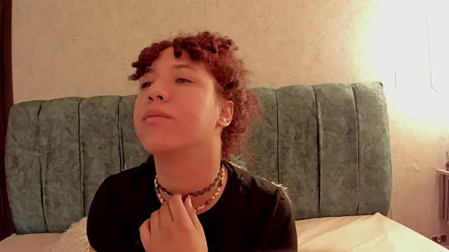 Aleera Walton online show from 03-18-26, 07:15