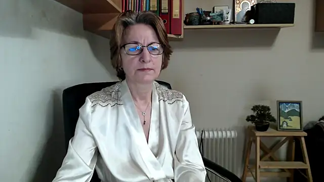 katemodel online show from 04-18-26, 06:27