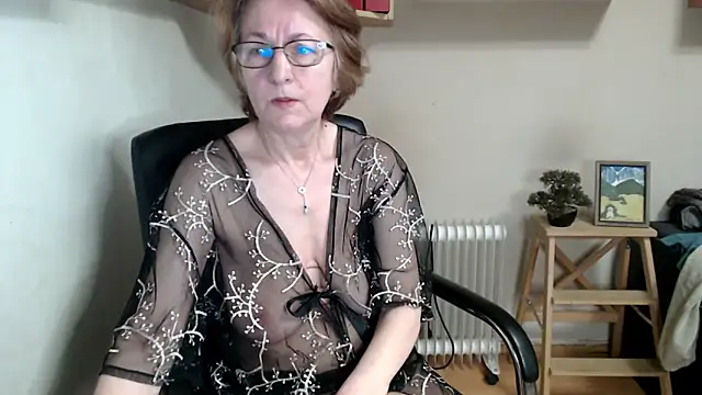 katemodel online show from 04-24-26, 06:59