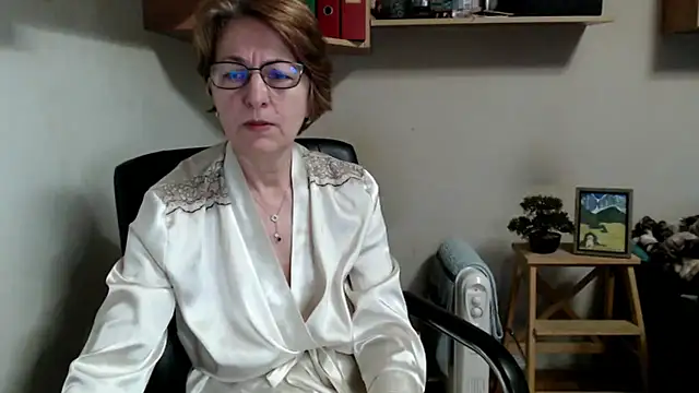 katemodel online show from 03-29-26, 07:43