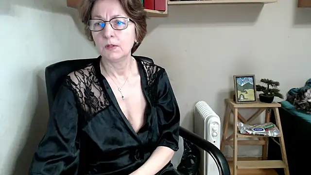 katemodel online show from 03-05-26, 08:00