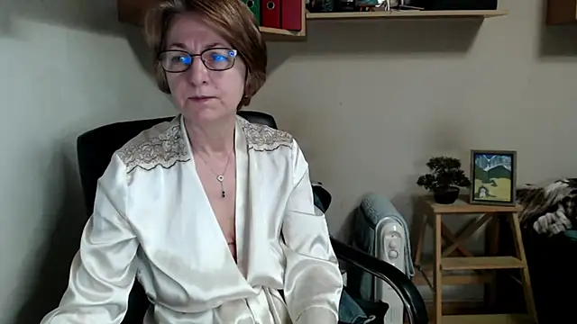 katemodel online show from 04-02-26, 06:31