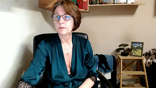 katemodel online show from 07-18-26, 05:16