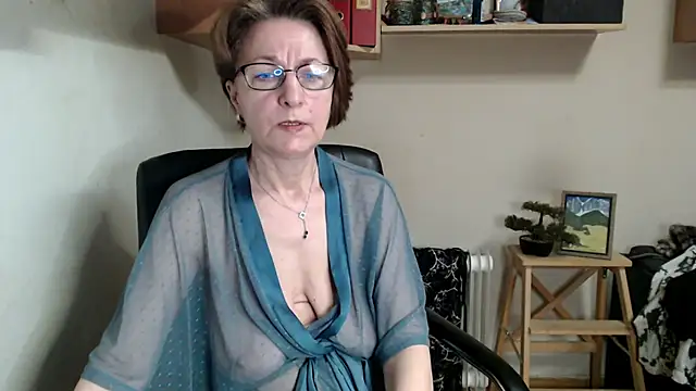 katemodel online show from 05-25-26, 07:40
