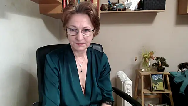 katemodel online show from 02-13-26, 08:03